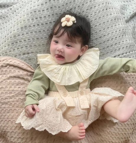 女宝宝出生于2025年妇女节取的名字个个靓丽多彩